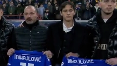 DIRLJIVE SCENE U ITALIJI Dejan Stanković izveo Mihine sinove na teren, ceo stadion u suzama (VIDEO)
