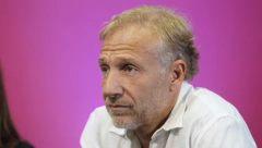 MOJA ŽENA JE SVAKI DAN PLAKALA NA PLAŽI Milan Kalinić ispričao neverovatnu priču sa letovanja