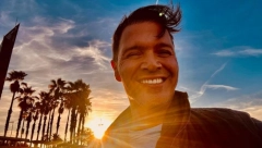 SUROGAT MAJKA ĆE MI RODITI DETE Aleksa Jelić progovorio o roditeljstvu i strahovima: Odgajaću bebu sam!