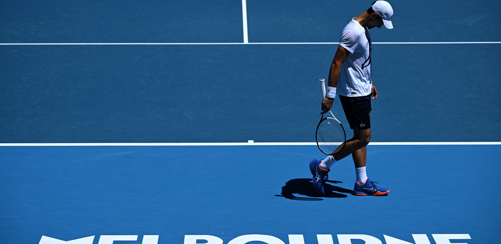 POJAVILE SE FOTOGRAFIJE Zbog ovih detalja sa Novakovog treninga su navijači ozbiljno zabrinuti (FOTO)