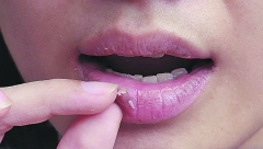 ZIMI VAM SE USNE STALNO LJUŠTE? Nije samo zbog hladnoće, to otkriva koji vitamin vam fali!