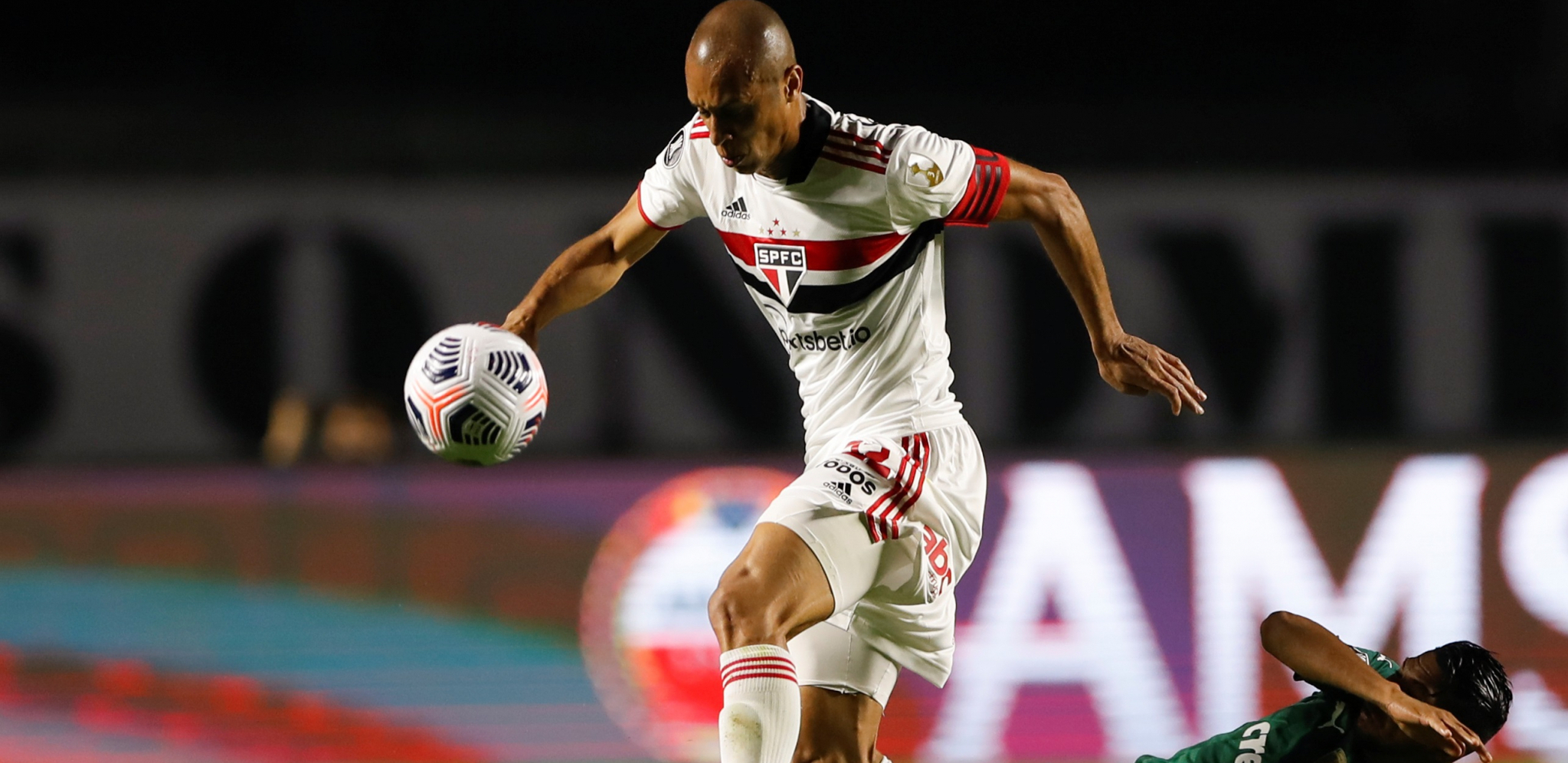 KRAJ VELIKE KARIJERE Brazilac "okačio kopačke o klin"