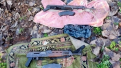 POLICIJA OTKRILA 182 MIGRANTA pronađeno i oružje