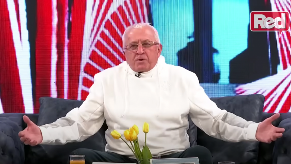 KAD GA JELENA POGLEDA, ON SE UP*ŠKI Era Ojdanić tvrdi da se Ivan Marinković plaši svoje devojke, izneo šok tvrdnje