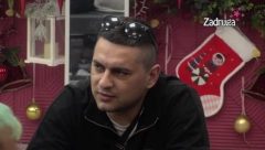 STRAVIČNA ISTINA O BEBICI! Tvrdi da je povezan i da iza njega stoji krvoločni klan, a onda im se javno obratio (VIDEO)