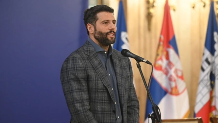 SASTANAK U HRAMU SVETOG SAVE Šapić sutra sa patrijarhom srpskim Porfirijem