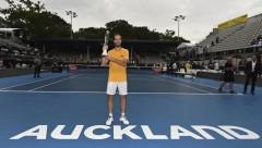 TROFEJ POSLE PET GODINA Gaske trijumfovao u Oklandu
