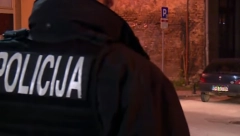 SPASENO DETE (4) NAKON POLICIJSKE AKCIJE Porodična drama u komšiluku završila se brutalnim ubistvom
