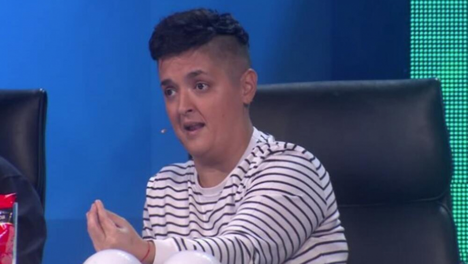 NIJE USPELA DA SE SUZDRŽI Marija prekinula intervju zbog takmičarke, pa uradila nešto neočekivano  (VIDEO)
