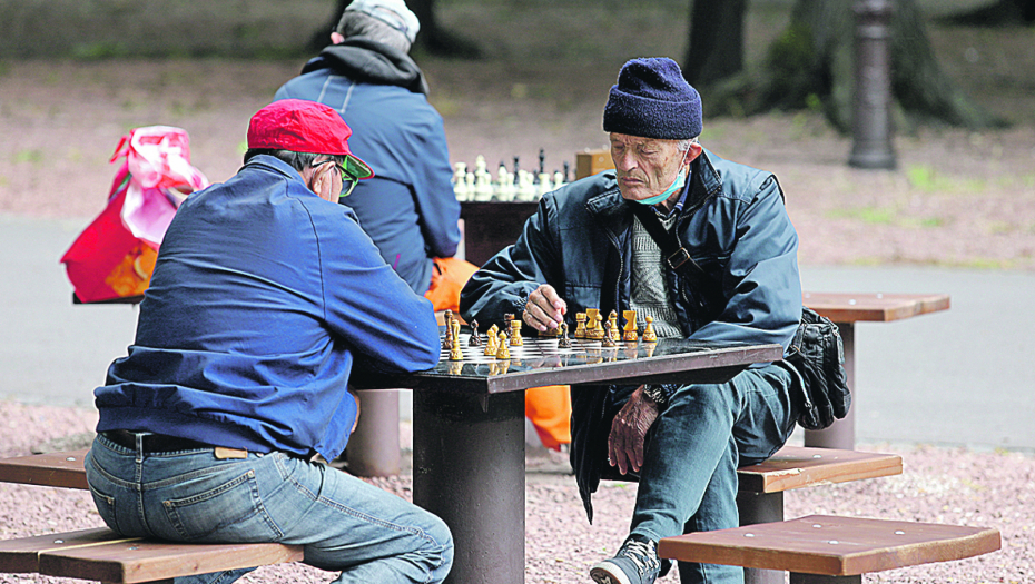 MINISTAR FINANSIJA SINIŠA MALI NAJAVIO NOVINE: Prijava za nove penzionerske kartice od 15. marta!