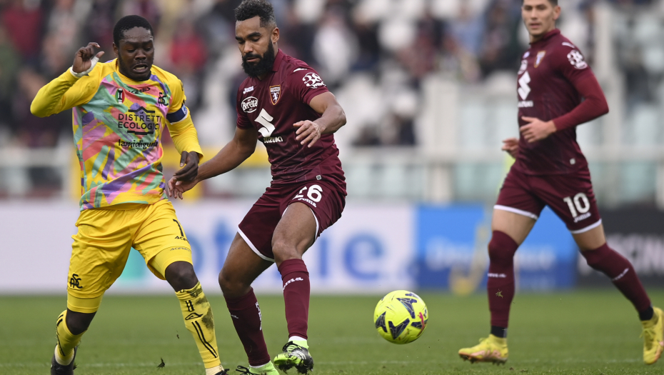 Neočekivan poraz "srpskog" Torina, Bolonja posle preokreta do važnog trijumfa