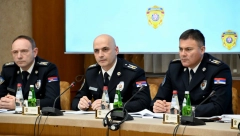 MUP SRBIJE PREDSTAVIO REZULTATE RADA TOKOM PROŠLE GODINE Razbijeno 28 kriminalnih grupa, zaplenjeno preko 7 tona droge