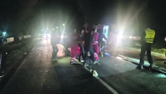 DROGIRANA I BEZ DOZVOLE SLETELA SA PUTA KOD ČAČKA Devojci (19) iz Beograda osim krivične, biće podnete i  prekršajne prijave