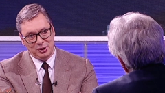 TO JE OMČA OKO VRATA SRBIJE, NE VUČIĆA Predsednik o svakodnevnim napadima na njega i njegovu porodicu