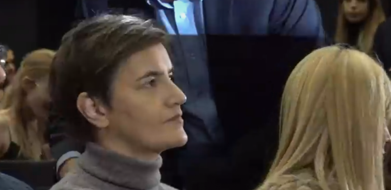 SRBIJA DANAS IMA SNAGE DA PROCESUIRA RATNE ZLOČINCE! Premijerka Bnabić poslala bitnu poruku nakon projekcije velikog i važnog filmskog ostvarenja