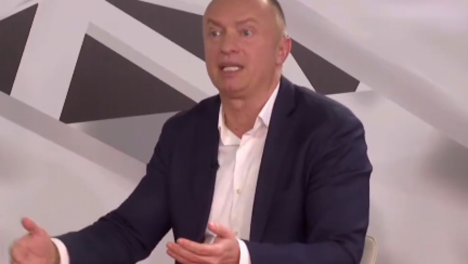 PAJTIĆ VAN SEBE Vučiću, moraš uvesti sankcije Rusiji! Da smo mi na vlasti, sigurno bismo uveli! (VIDEO)