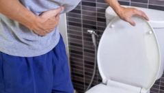 SIMPTOMI VISOKOG ŠEĆERA MOGU DA SE OTKRIJU U TOALETU Dva su načina da se prepozna problem, ako ovo vidite odmah se javite lekaru