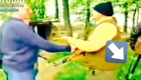 RUJEVIĆ POTOPIO LAŽI "Automatska puška mora imati kundak i cev, a ovo na slici nema ni jedno ni drugo" (FOTO)