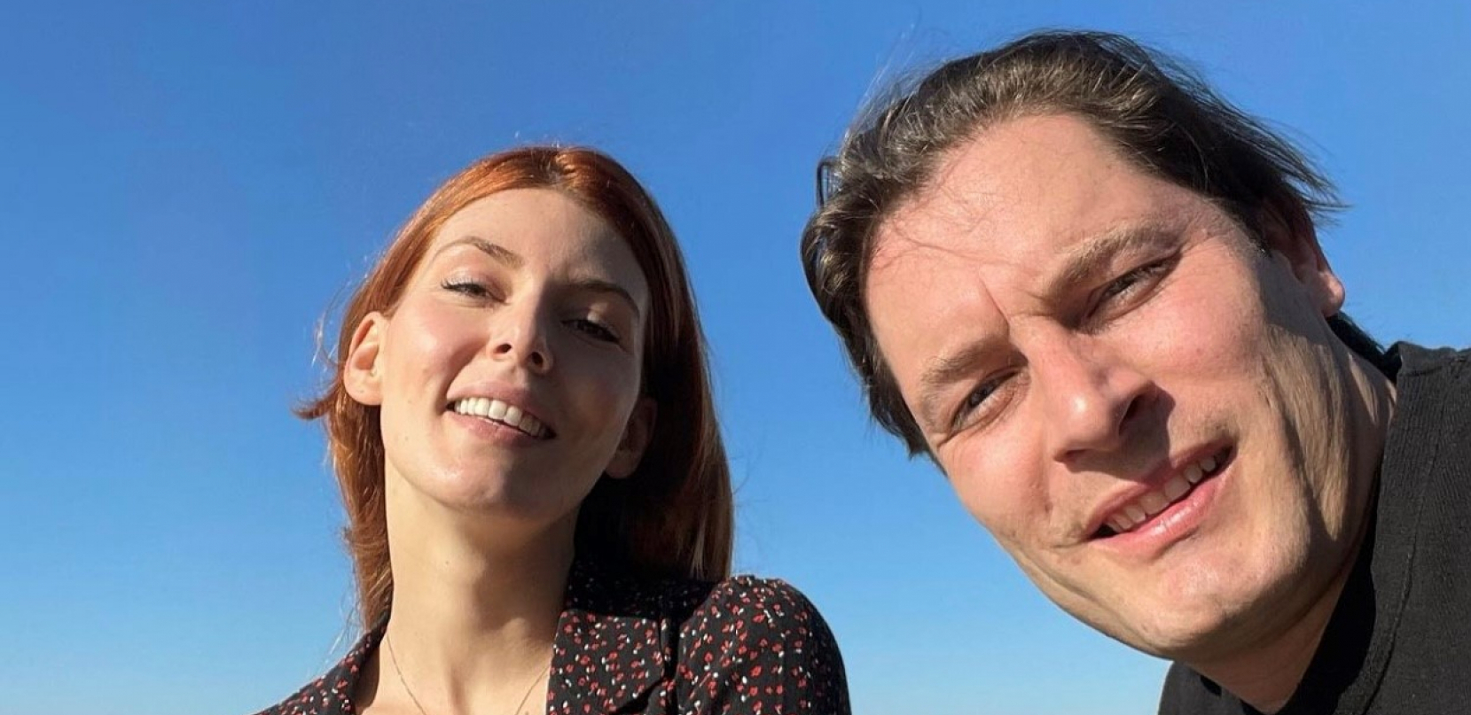 ZALJUBLJENI KAO PRVOG DANA Glumci, supružnici i roditelji konačno zajedno (FOTO)
