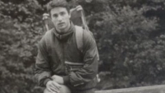 NEMA ŠANSE DA POGODITE KOJI NAŠ VODITELJ SE NALAZI NA SLICI Danas ga svi obožavaju i neverovatno je popularan, ŽENE OTKIDAJU ZA NJIM! (FOTO)