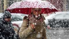 SNEG SE VRAĆA U SRBIJU Hladni talas iz Evrope donosi jako nevreme i zahlađenje