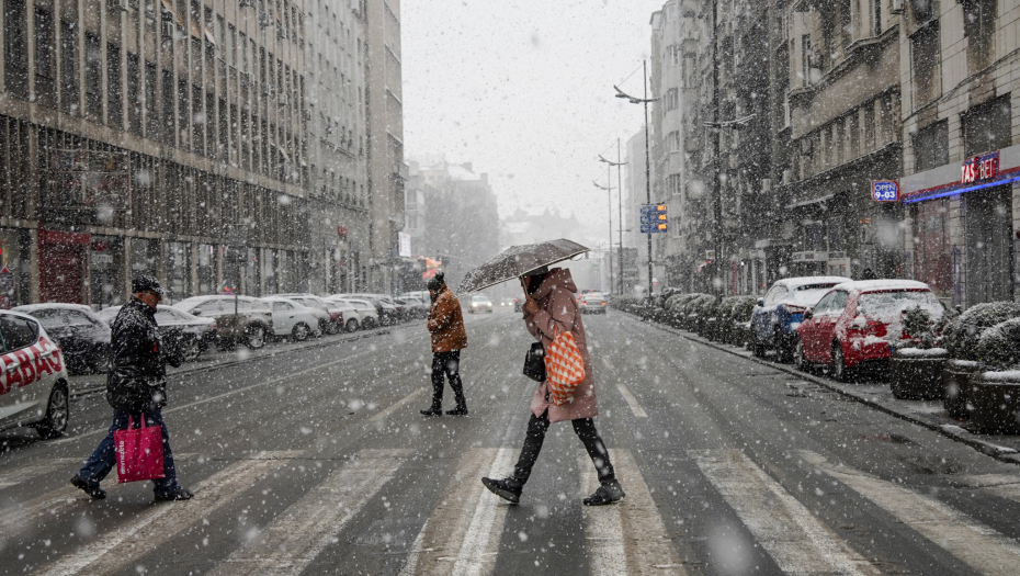 SNEG, MRAZ I KIŠA U OVIM DELOVIMA SRBIJE Sibirska hladnoća nas neće okovati, ali će prelaz u jesen biti brutalan!