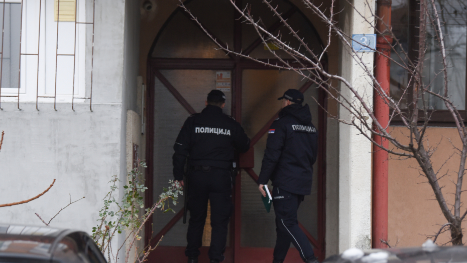 UBIJENE SESTRE NEMA KO DA SAHRANI Jelisaveta Đ. (76) i Gordana (78) koje su nađene mrtve u  stanu na Bežanijskoj kosi u Beogradu nemaju nikog