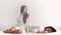 ŠTA SMO TO URADILI SA ŽIVOTOM Imamo velike kuće, a male porodice, mnogo diploma, nimalo znanja