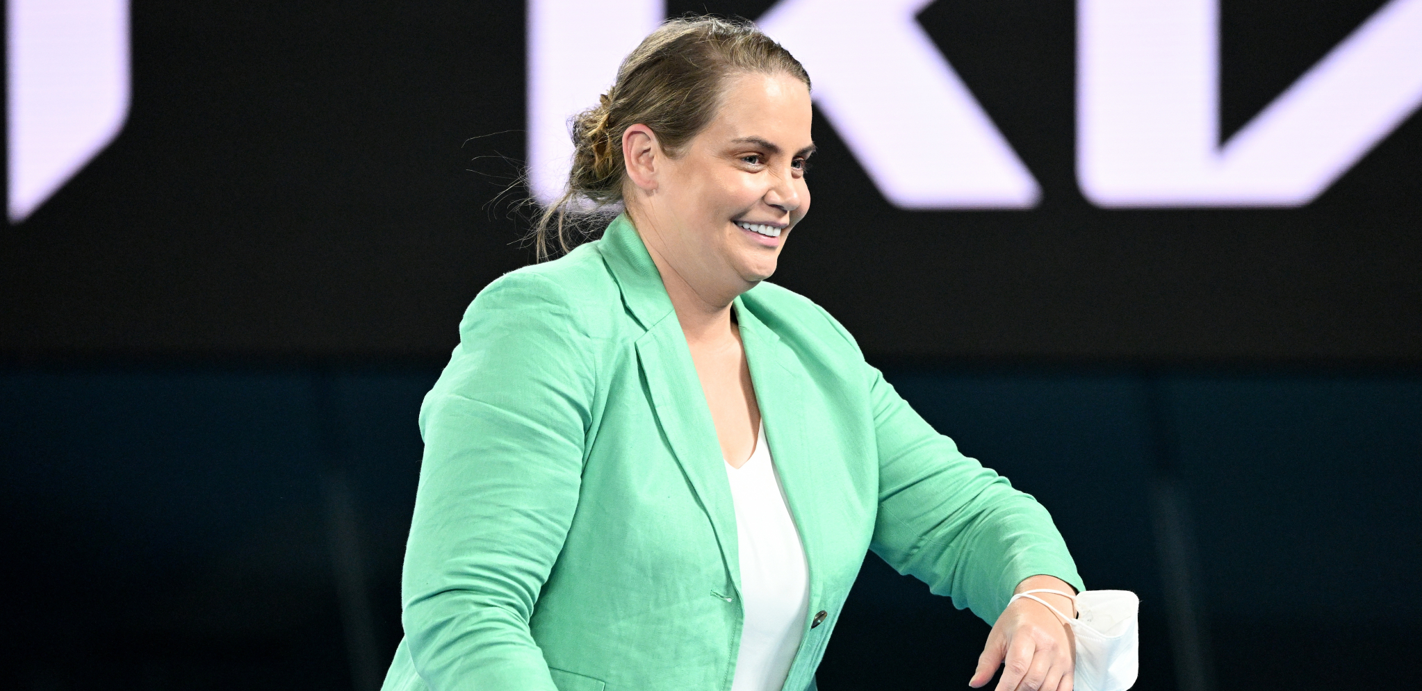 NE ZNA ŠTA JE SNAŠLO Jelena Dokić dobila hiljade negativnih komentara, u potpunom je šoku