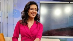 VITKE NOGE U PRVOM PLANU Voditeljka RTS-a pokazala zgodno telo (FOTO)