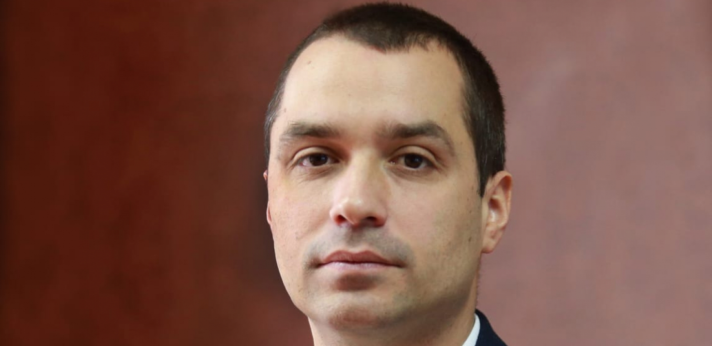 Luka Petrović: Grčevita borba i snaga predsednika Vučića za interese svog naroda
