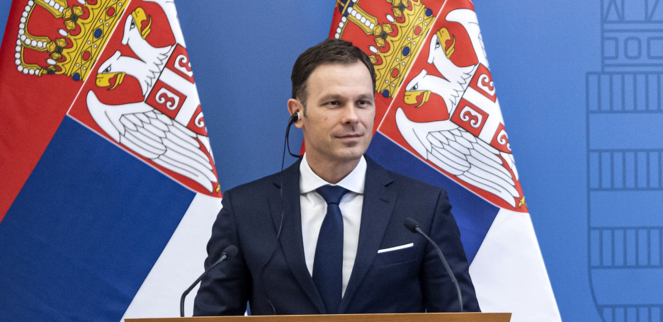 SINIŠA MALI RAZORIO RADOSAVLJEVIĆA "Sigurno je teško gledati ekonomski preporod Srbije uprkos Vama"