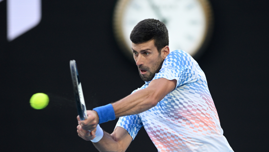 OVO SE NIJE VIDELO U PRENOSU Novak osvojio poslednji poen, a onda pokazao svom timu šta je presudilo da ispiše istoriju (VIDEO)