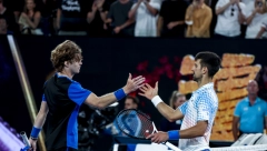 NOLE POKAZAO VELIČINU Đoković tražio aplauz za Federera, pa ga izazvao da mu izađe na crtu