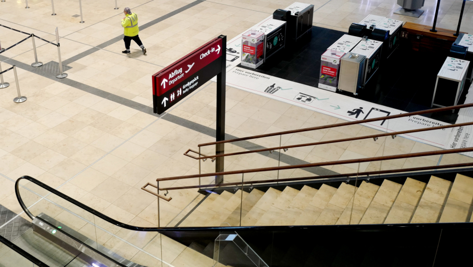 BLOKIRALI MINHENSKI AERODROM Šestoro ljudi zatvorilo piste, neće dobro proći