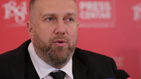 BIVŠI DOS ŽELI NEZAVISNOST KOSOVA Ivanović: Spremni su da sve izdaju!