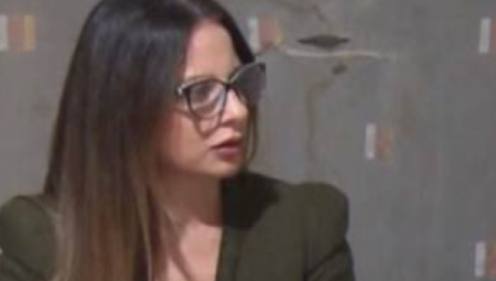 ŠOK ISPOVEST POZNATE VODITELJKE: Deda me je na kvarno ispipao, a evo šta je dotuklo