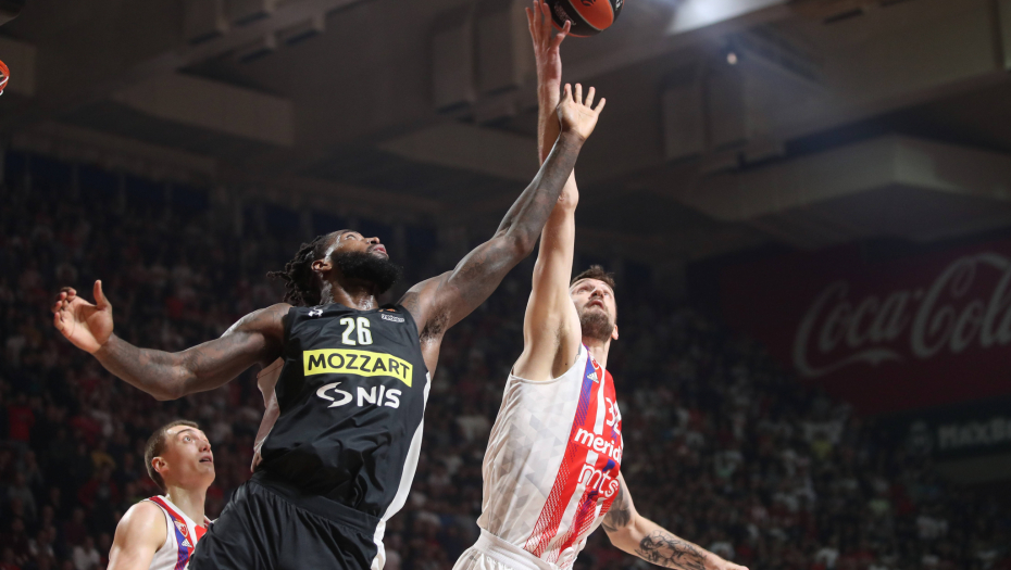 LESOR VREĐAO NEKADAŠNJI KLUB Francuz zajedno sa grobarima pevao pogrdne pesme na račun Zvezde (VIDEO)