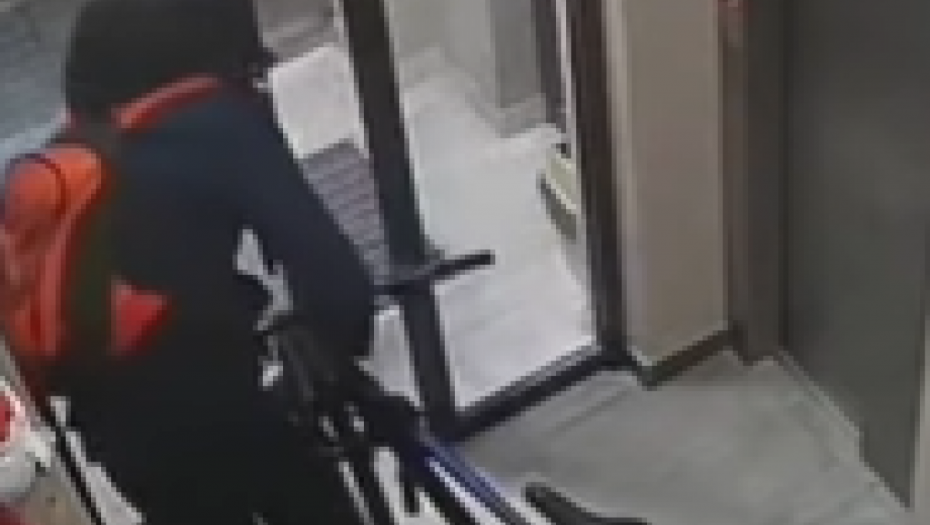 UHAPŠEN SERIJSKI KRADLJIVAC BICIKALA Mladić harao po Novom Sadu, bio na poternici