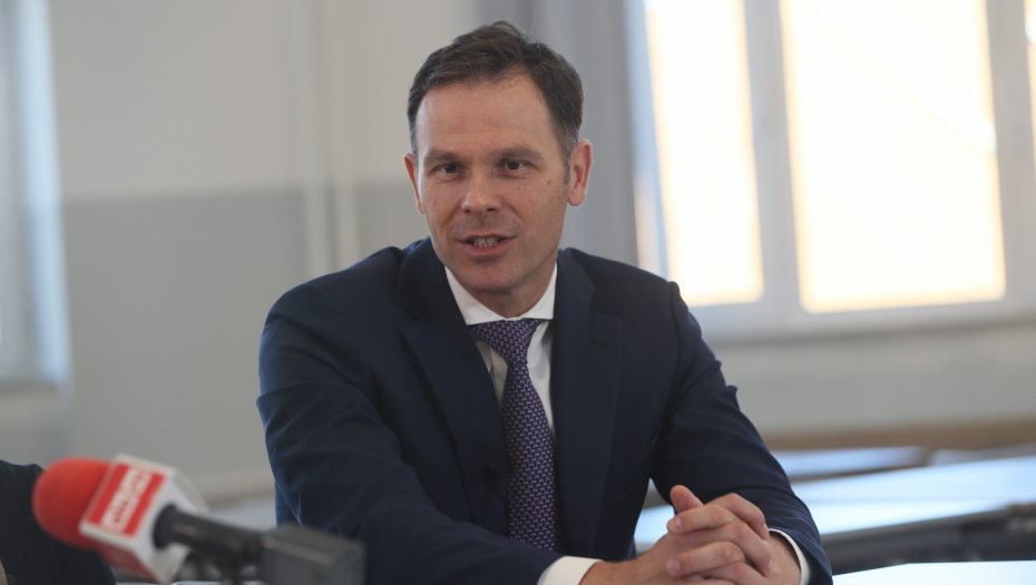 "SREĆAN DAN DRŽAVNOSTI": Ministar Siniša Mali građanima Srbije čestitao Sretenje