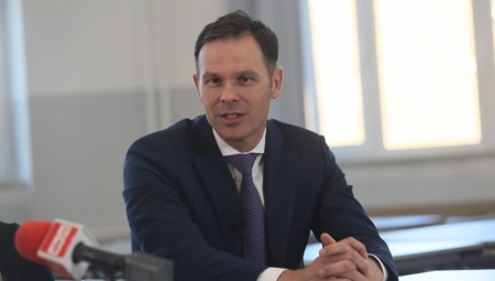"SREĆAN DAN DRŽAVNOSTI": Ministar Siniša Mali građanima Srbije čestitao Sretenje