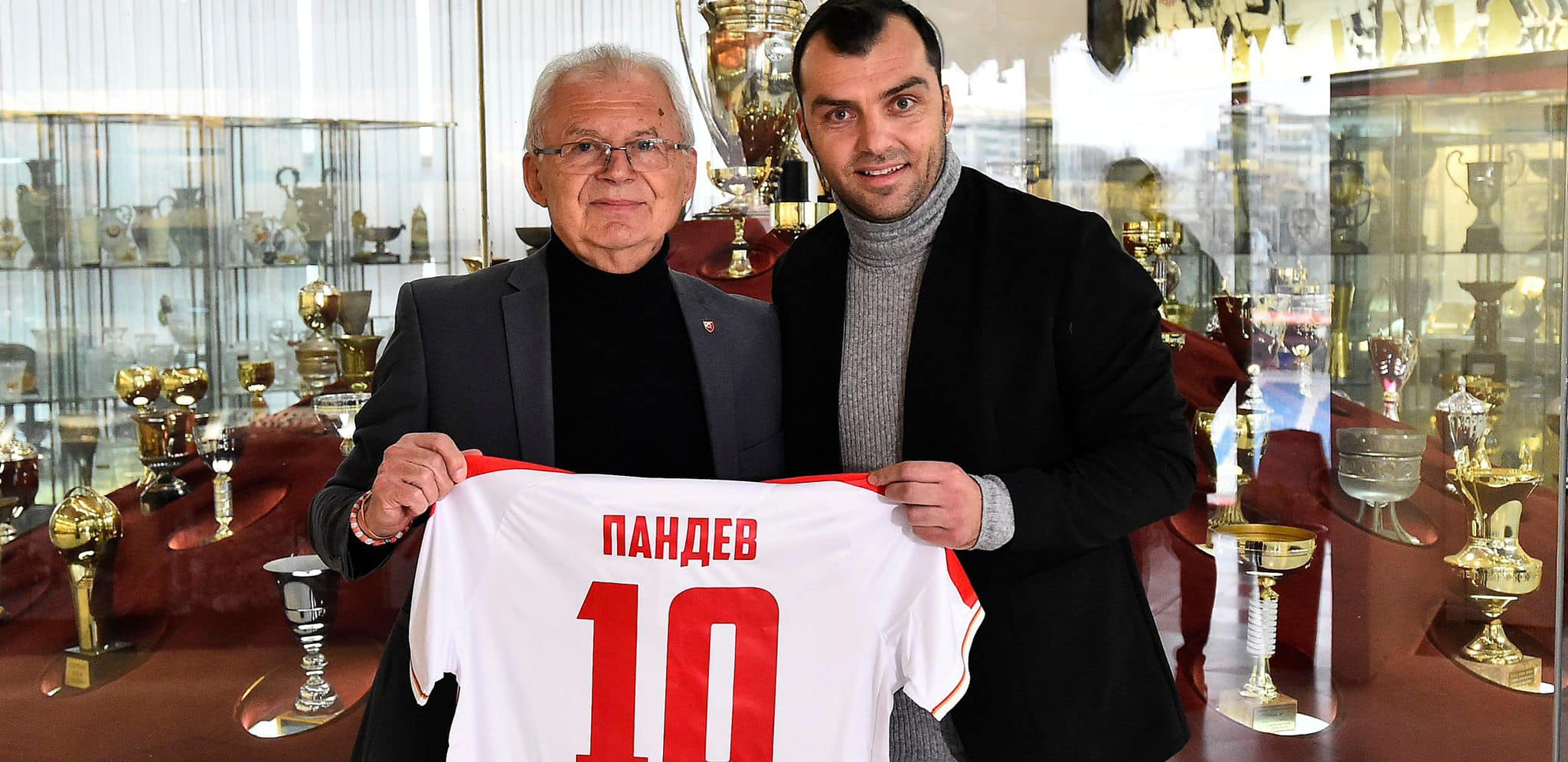 LEGENDA NA "MARAKANI" Pandev stigao u Ljutice Bogdana: Zvezda je veliki klub, volim crveno-bele od malena