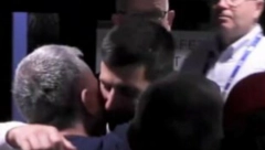 EMOTIVAN SUSRET Zagrljaj Srđana i Novaka Đokovića obišao celu sportsku planetu (VIDEO)