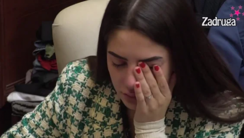 RAZOTKRIVENA STRAVIČNA PROŠLOST ANĐELE ĐURIČIĆ Njen bivši izneo šokantne detalje o njoj "Zvala me je i grcala u suzama"