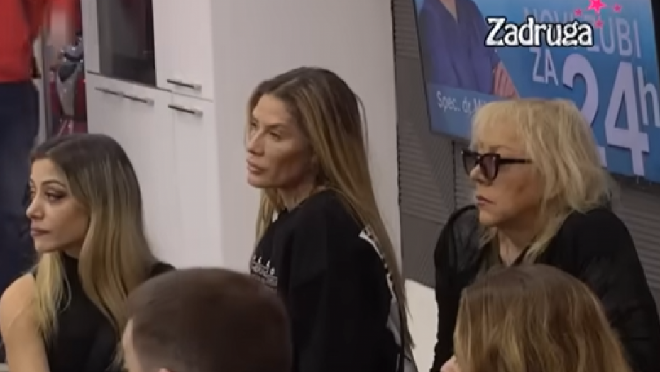 BEZ BLAMA Slavnić Anđeli pravio bebu pa u Aninom krilu grcao: Zauvek ću te voleti!