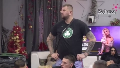 ZAPRETIO JOJ SVOJIM POLNIM ORGRANOM Janjuš žestoko udario na Palčicu, pa sebe uporedio sa ovom životinjom