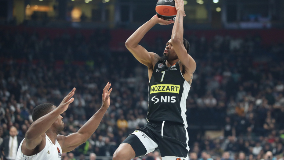 NIKO NE MOŽE DA GA ZAUSTAVI Panter oduševljen Egzumom