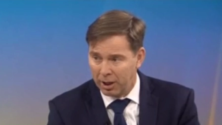 BRITANCI ZOVU NA RAT PROTIV RUSIJE Elvud: Treba da pređemo na vanredno stanje! (VIDEO)