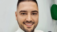 PEVAČ ISKRENO O KOLEGINICAMA KOJE SU SE PODVRGLE PLASTIČNOJ HIRURGIJI Ljuba Perućica izdvojio baš ovu ženu za koju smatra da je najlepša na estradi