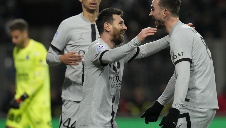 PSŽ SE VRATIO NA POBEDNIČKI KOLOSEK UZ MNOGO MUKE Mbape se brukao, Mesi doneo pobedu "svecima"